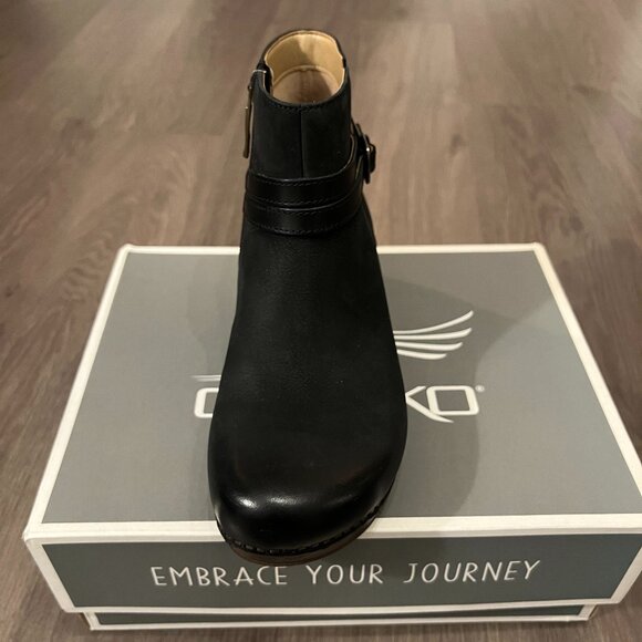 NEW DANSKO BROOK BOOTIE - Picture 5 of 16